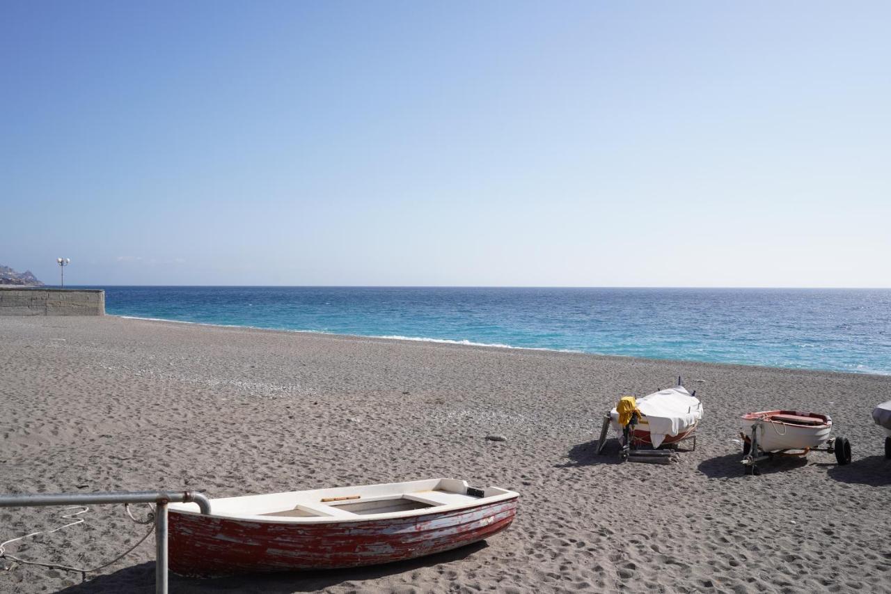 Vacanza Taormina Mare Mazzeo Buitenkant foto