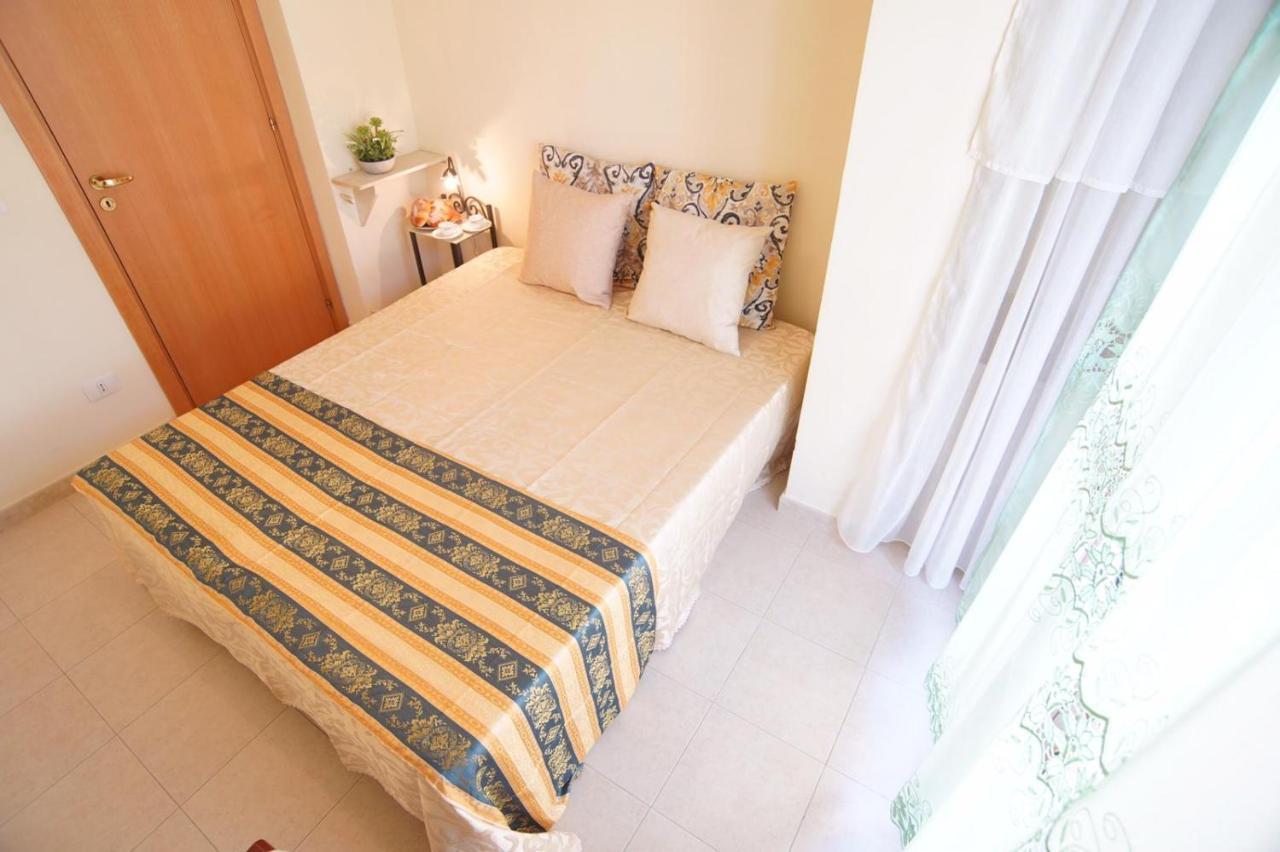 Vacanza Taormina Mare Mazzeo Buitenkant foto