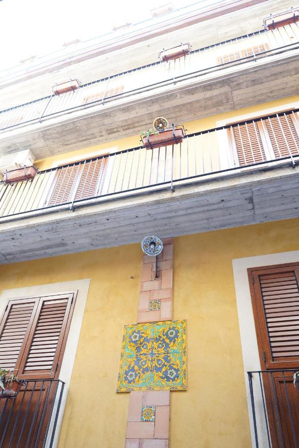 Vacanza Taormina Mare Mazzeo Buitenkant foto
